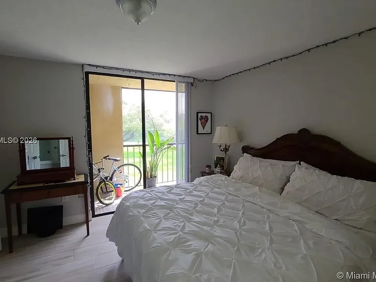 8015 SW 107th Ave #222 — Photo 6