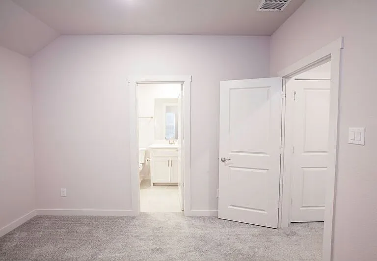 616 Laurel Ln — Photo 24