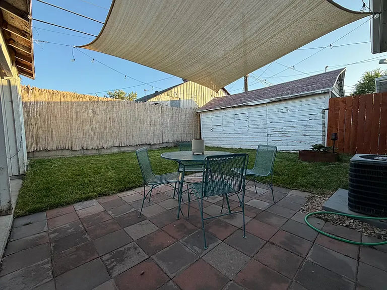 148 E Hampton Ave — Photo 16