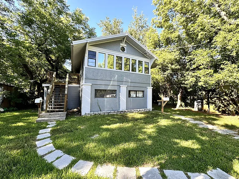 2611 Green St — Photo 2