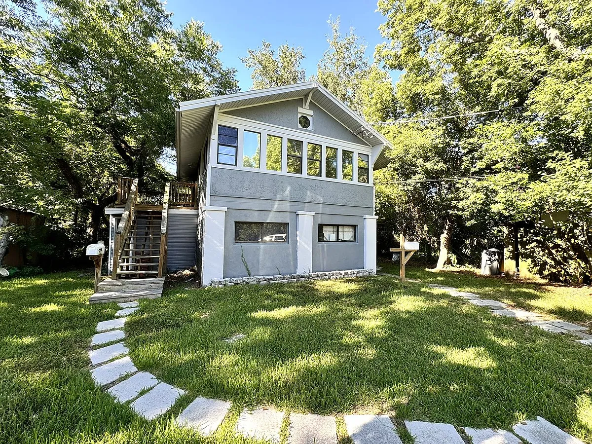 Building Photo - 2613 Green St