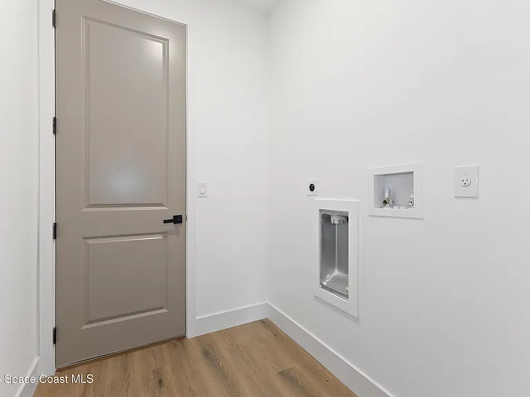 1133 Hanover Ave SW — Photo 11