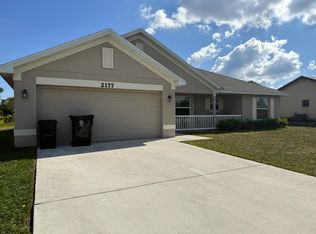 2177 SE Dolphin Rd, Port Saint Lucie, FL 34952