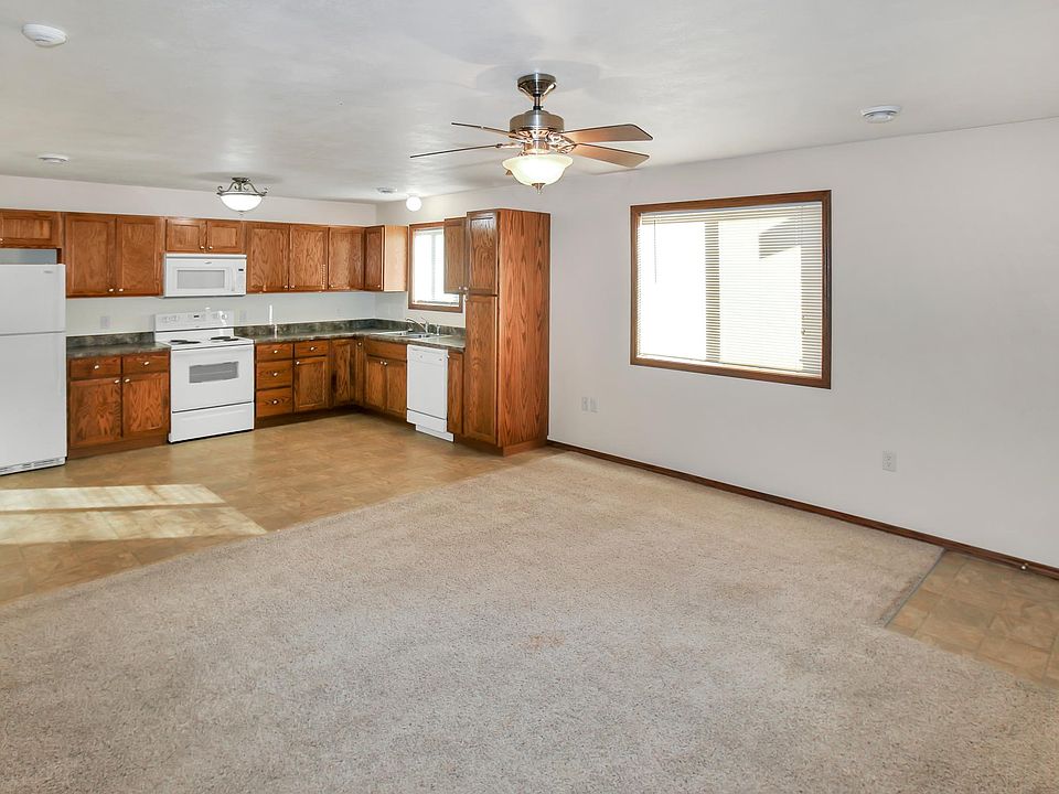 213 W 4th St, Worthing, SD 57077 Zillow