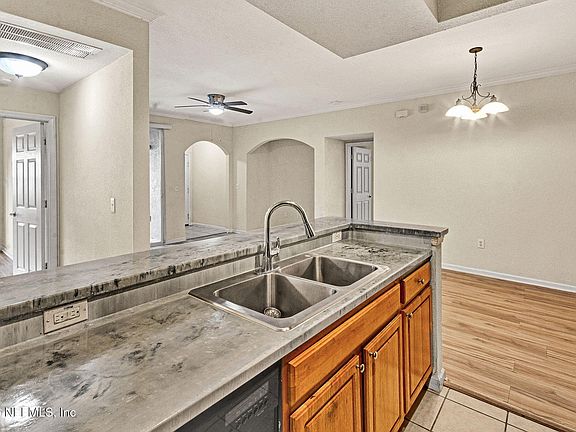 3rd image of 10075 GATE Parkway N #2110