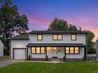 19 Randall Ter, Middletown, NY 10940