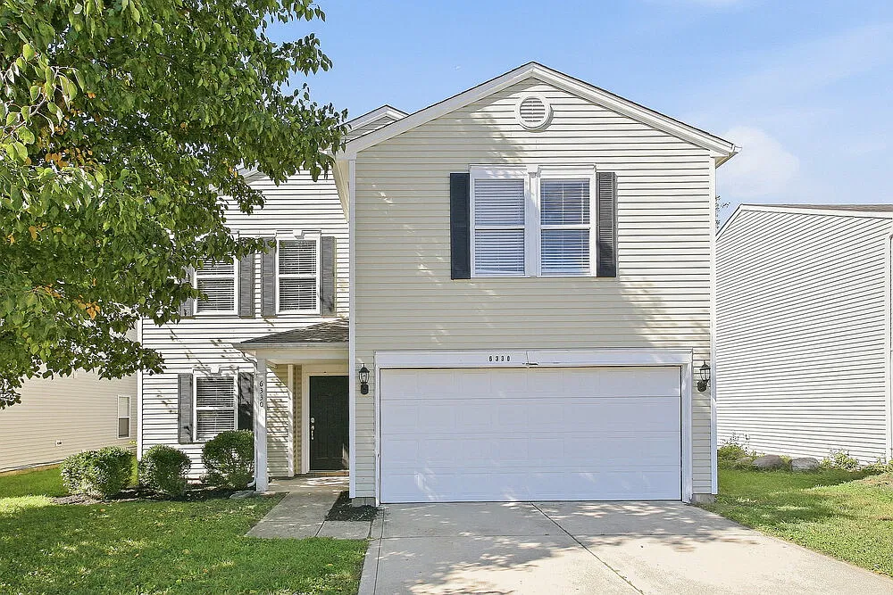 3 bed, 2.5 bath, 2035 sqft, $1,975 — Photo 1