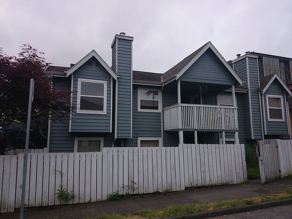 1st image of 1221 E Barclay Ct #3