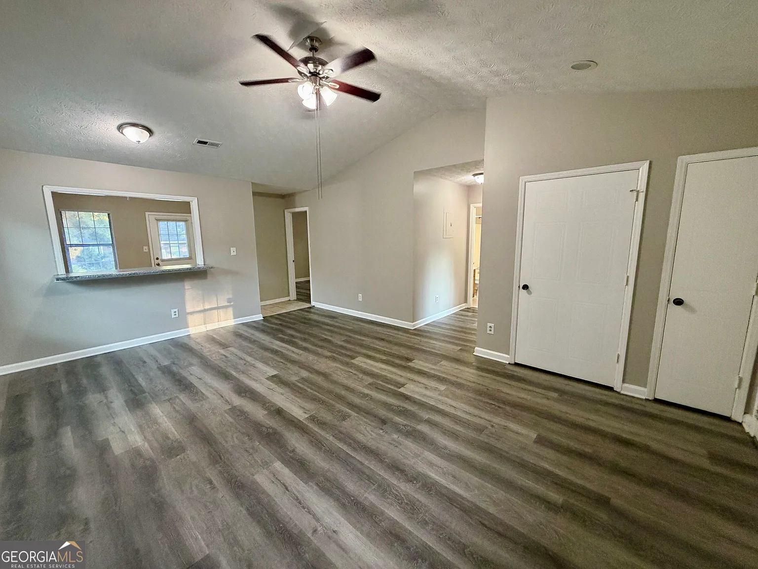 2 bed, 2.0 bath, $1,385 — Photo 3