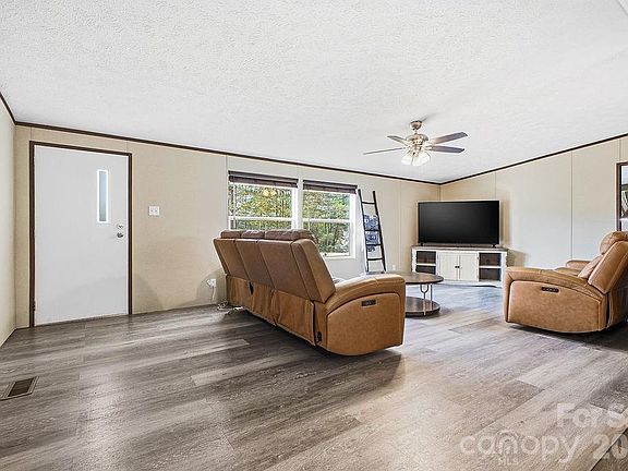 4th image of 31 McGee Hill Rd