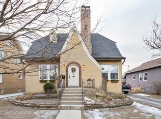 674 S Parkside Ave, Elmhurst, IL