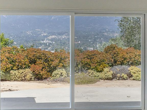 2nd image of 1238 Bel Air Dr