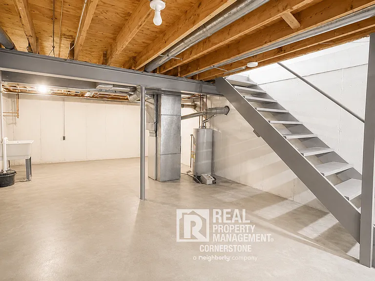 5735 E G Ave #6 — Photo 15