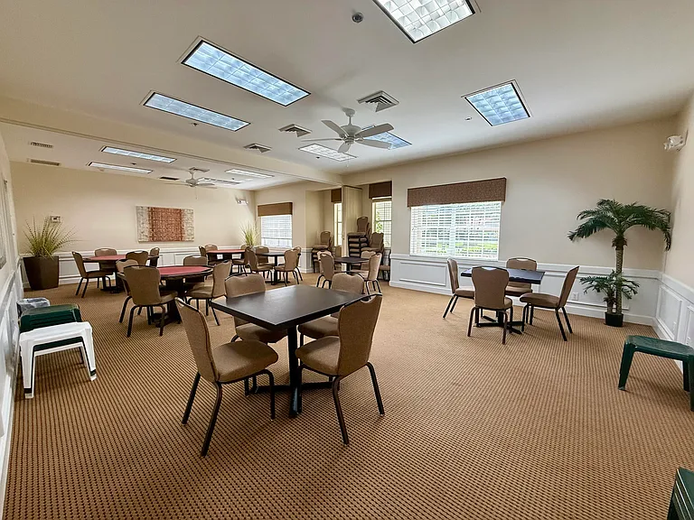 7922 Sandy Pointe Dr — Photo 52