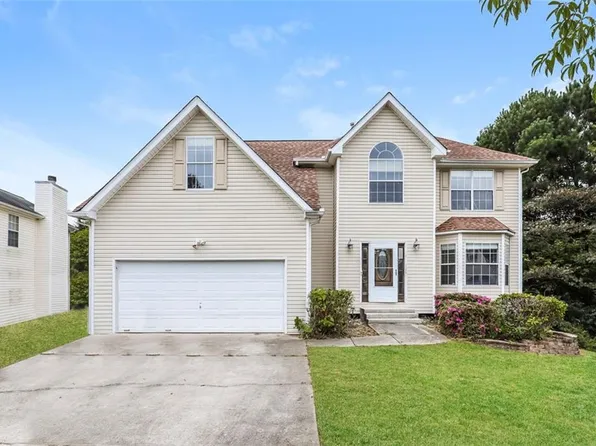 11045 Pebble Brook Ct, Hampton, GA 30228