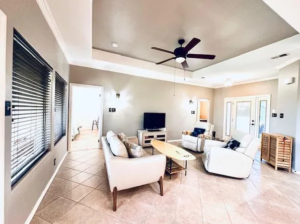 67 Torrey Pines Rd, Laguna Vista, TX 78578