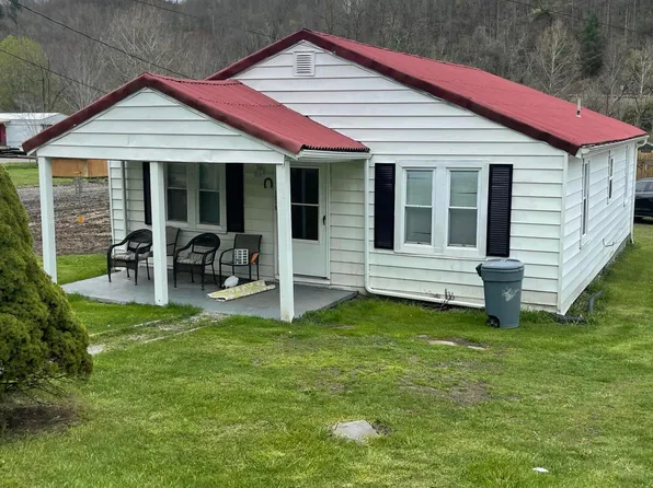 1016 Front St E, Coeburn, VA 24230