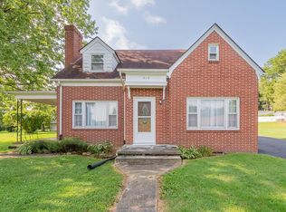 215 Sherwood Ave, Rural Retreat, VA 24368