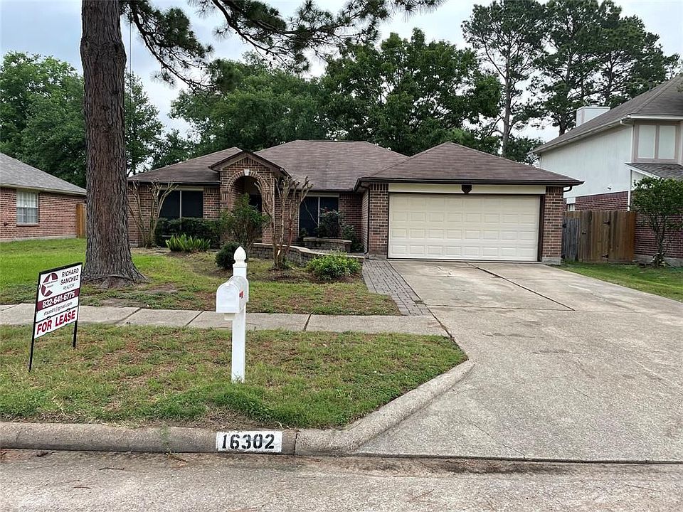 1st image of 16302 Cypress Trace Dr