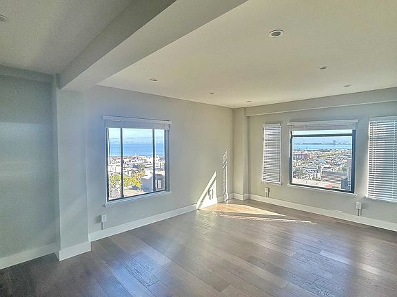 2nd image of 900 Chestnut St #2B-1Ba-970Sqft