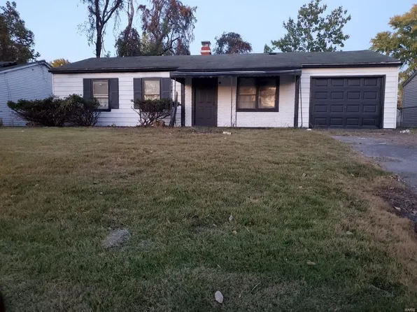 59 W Adams Dr, Cahokia, IL 62206