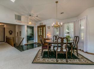 36 Strichen Dr, Bella Vista, AR 72715