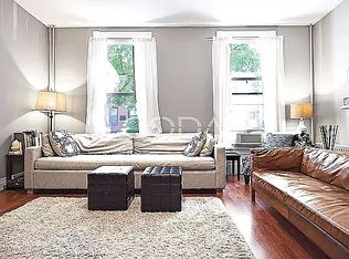 579 Leonard St APT 1, Brooklyn, NY 11222