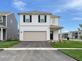 1391 Acadia Cir, Pingree Grove, IL 60140