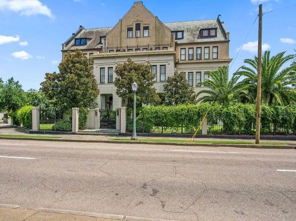 753 Saint Francis St APT 3003A, Mobile, AL 36602