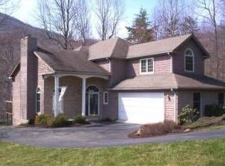 6645 Cotton Hill Rd, Roanoke, VA 24018