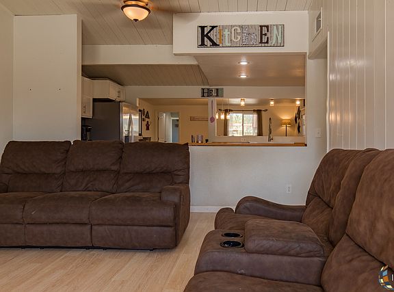 5th image of 1578 Wensley Ave
