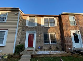 9908 Oakdale Woods Ct, Vienna, VA 22181