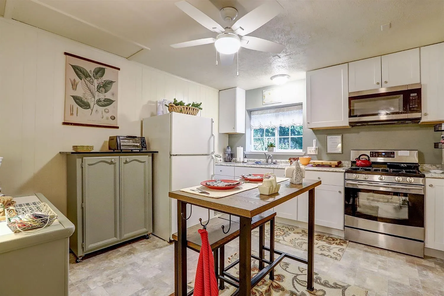 1 bed, 540 sqft, $1,750 — Photo 3