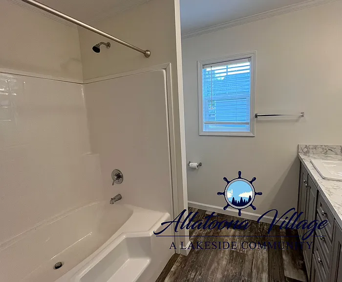 4925 Cedar St — Photo 11