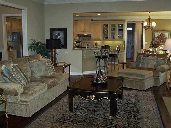 2nd image of 7785 Deerchase Dr