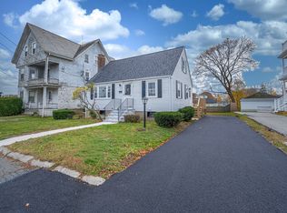 24 Oak St, Brockton, MA 02301
