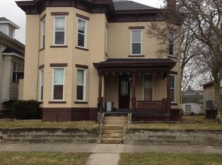 328 N Main St, Washington Court House, OH 43160