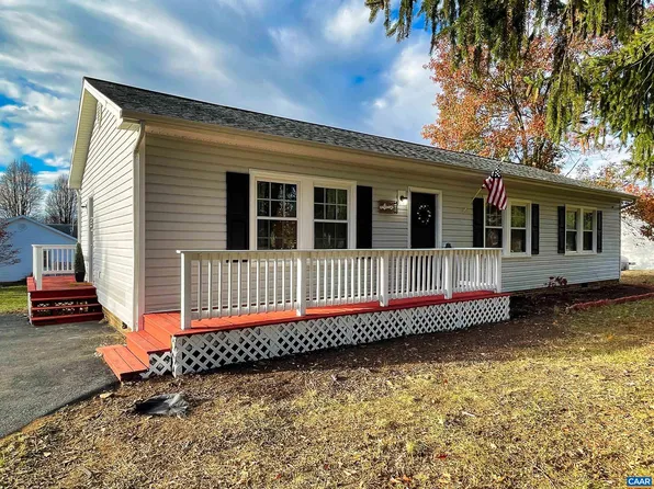 1701 Gum Ave, Grottoes, VA 24441