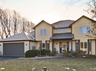 805 Grace Ln, Lake Villa, IL