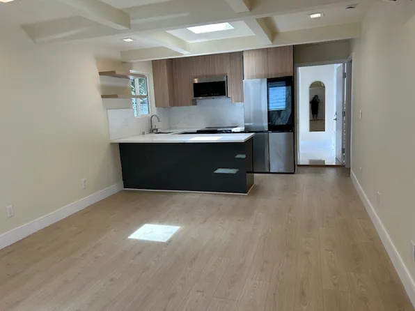 15737 1/2 Sutton St, Encino, CA 91436