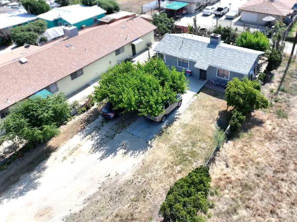 443 Glenwood St, Delano, CA 93215