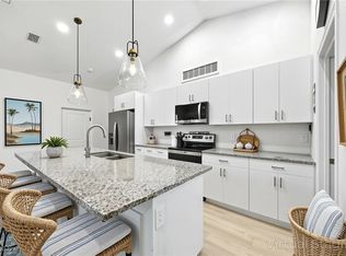 9048 Lamkin Cir, Labelle, FL 33935