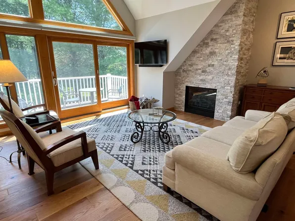 88 Osceola Road #44, Waterville Valley, NH 03215