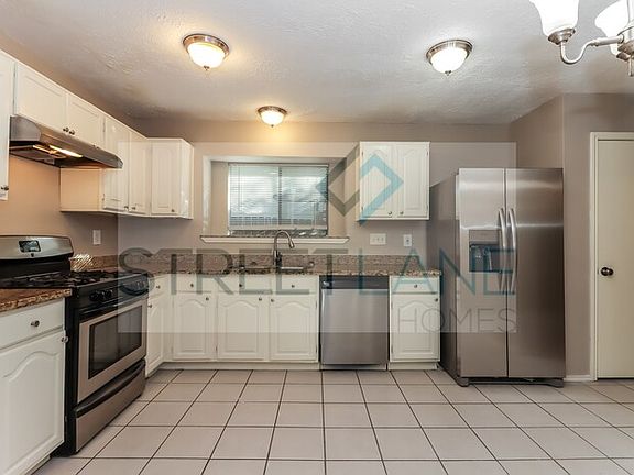 5th image of 12514 Raven South Dr