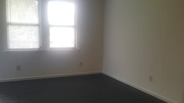 2nd image of 1221 Wards Ferry Rd APT 33