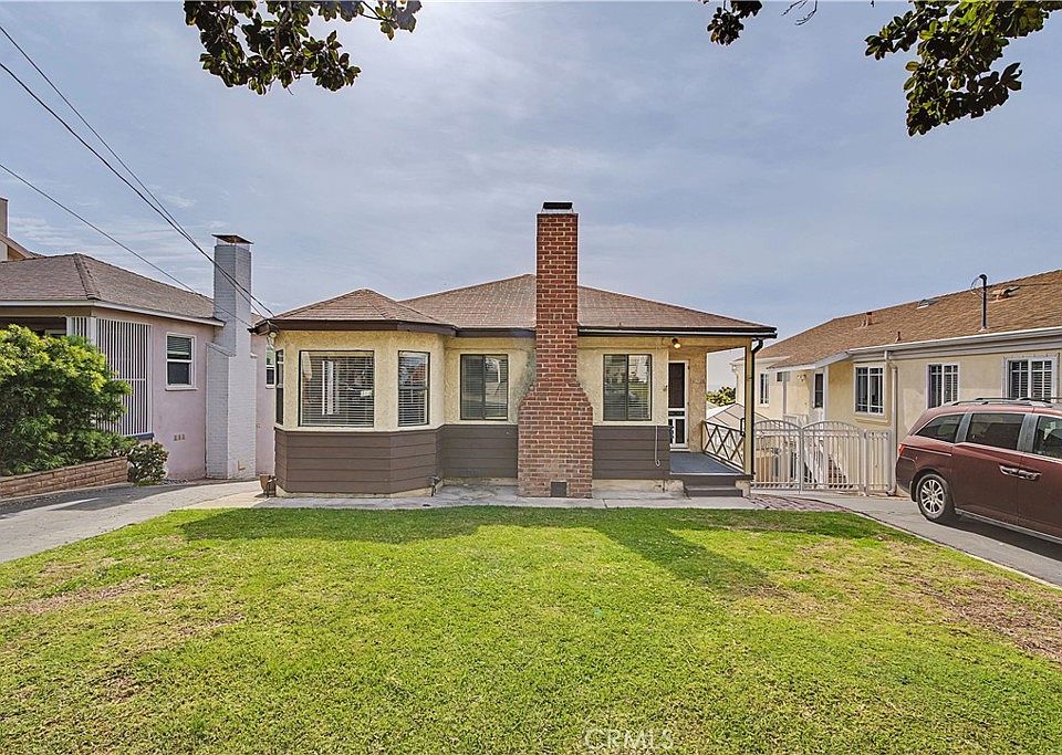 1st image of 819 N Maria Ave