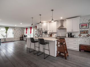 227 Seaton Pl NE #1, Washington, DC 20002