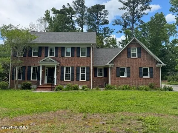 5601 Surrey Downs Court, Wilmington, NC 28403