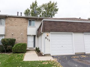 511 Jill Ln, Bolingbrook, IL 60440