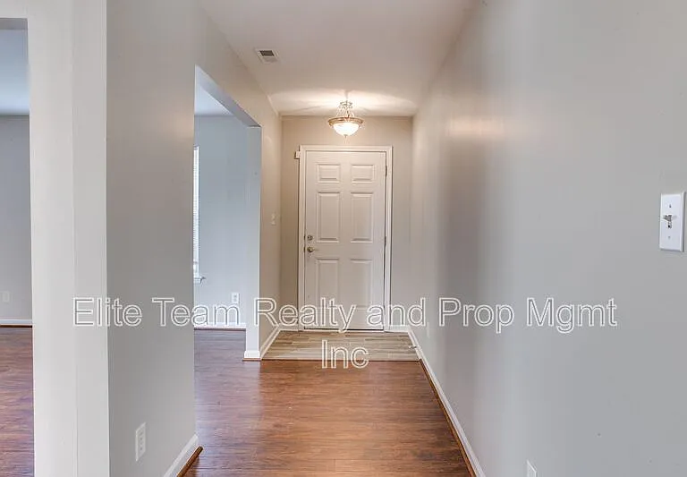 2035 Speedwell Ct — Photo 16